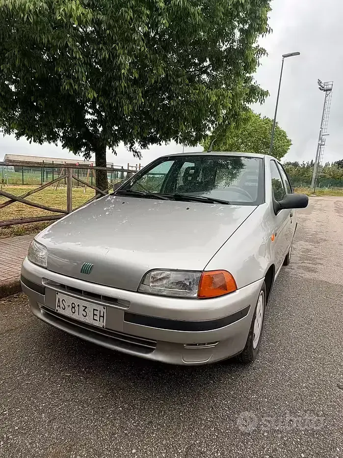 Usata Fiat Punto 60 CV (44 kW) 1998 Berlina