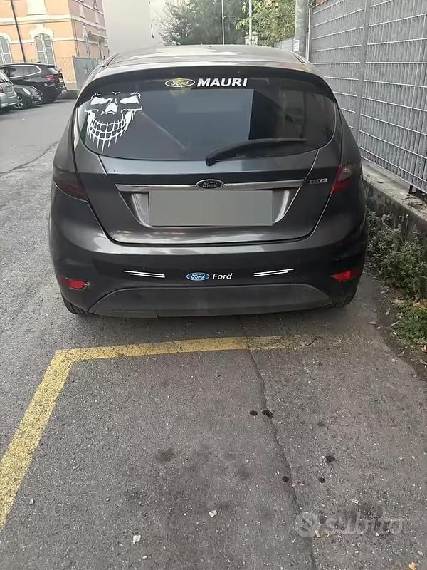 Usata Ford Fiesta 2008 Nero Utilitaria