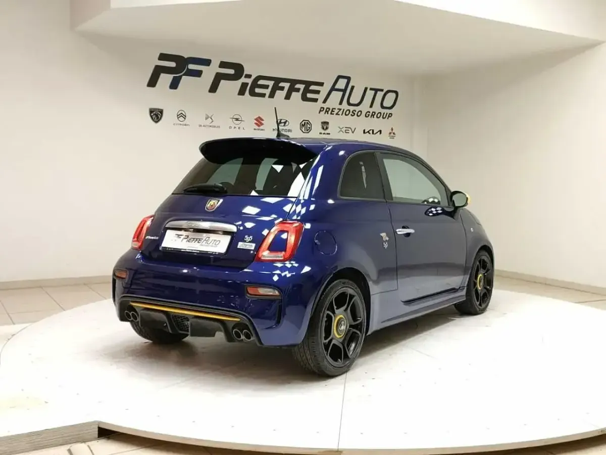 Usata Abarth 595 Pista 160 CV (117 kW) 2018 Blu Utilitaria