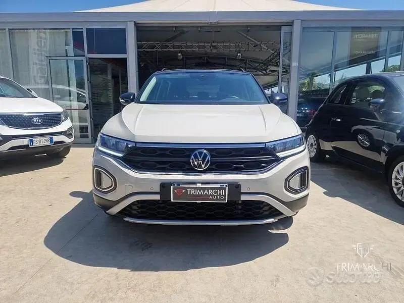 Usata VW T-Roc Life 116 CV (85 kW) 2024 Other SUV