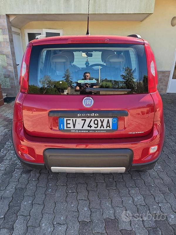 Occasion Fiat Panda 4x4 75 ch (55 kW) 2015 Rouge Citadine