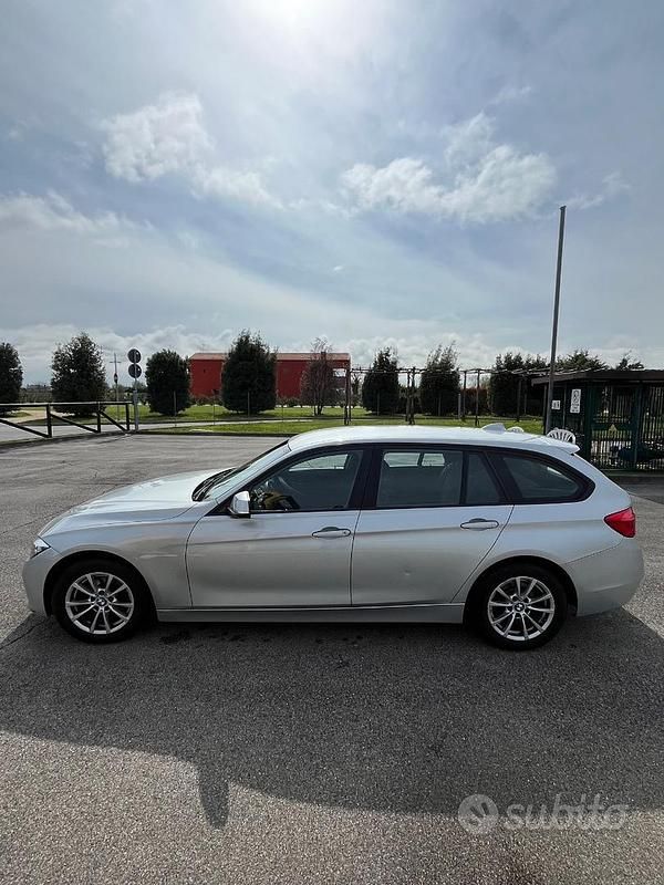 Usata BMW 318 Advantage 150 CV (110 kW) 2017 Grigio Station wagon
