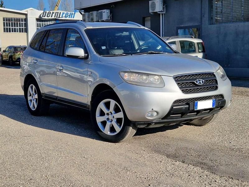 Usata Hyundai Santa Fe Dynamiq 155 CV (114 kW) 2007 Argento SUV