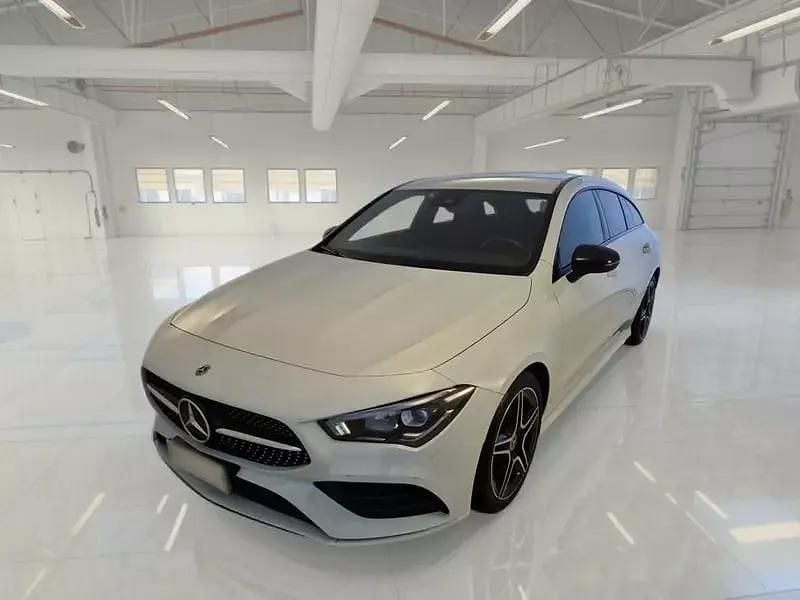 Usata Mercedes CLA200 Premium 163 CV (119 kW) 2021 Station wagon
