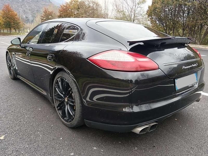 Usata Porsche Panamera Turbo 500 CV (367 kW) 2009 Berlina