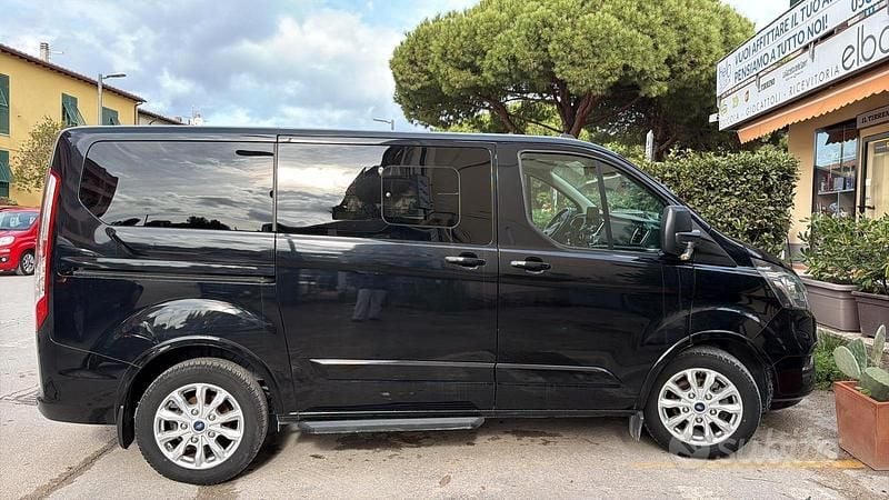 Usata Ford Tourneo Custom 2021 Nero Furgone