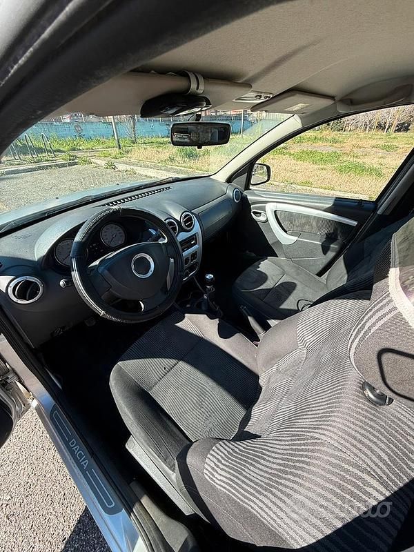 Usata Dacia Sandero 2010 Grigio Berlina