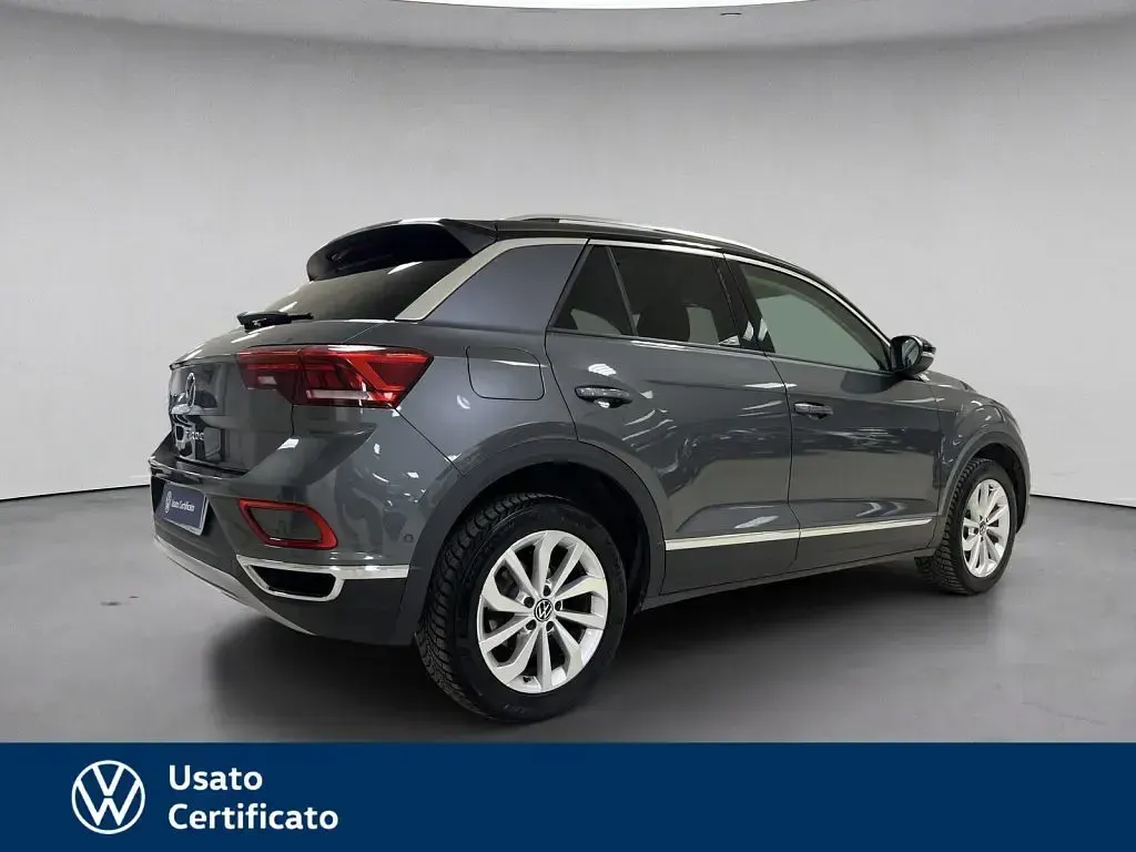 Usata VW T-Roc Style 150 CV (110 kW) 2022 Nero pastello SUV