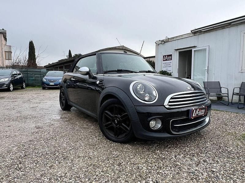 Usata Mini Cooper D Cabriolet 111 CV (81 kW) 2012 Nero Cabrio