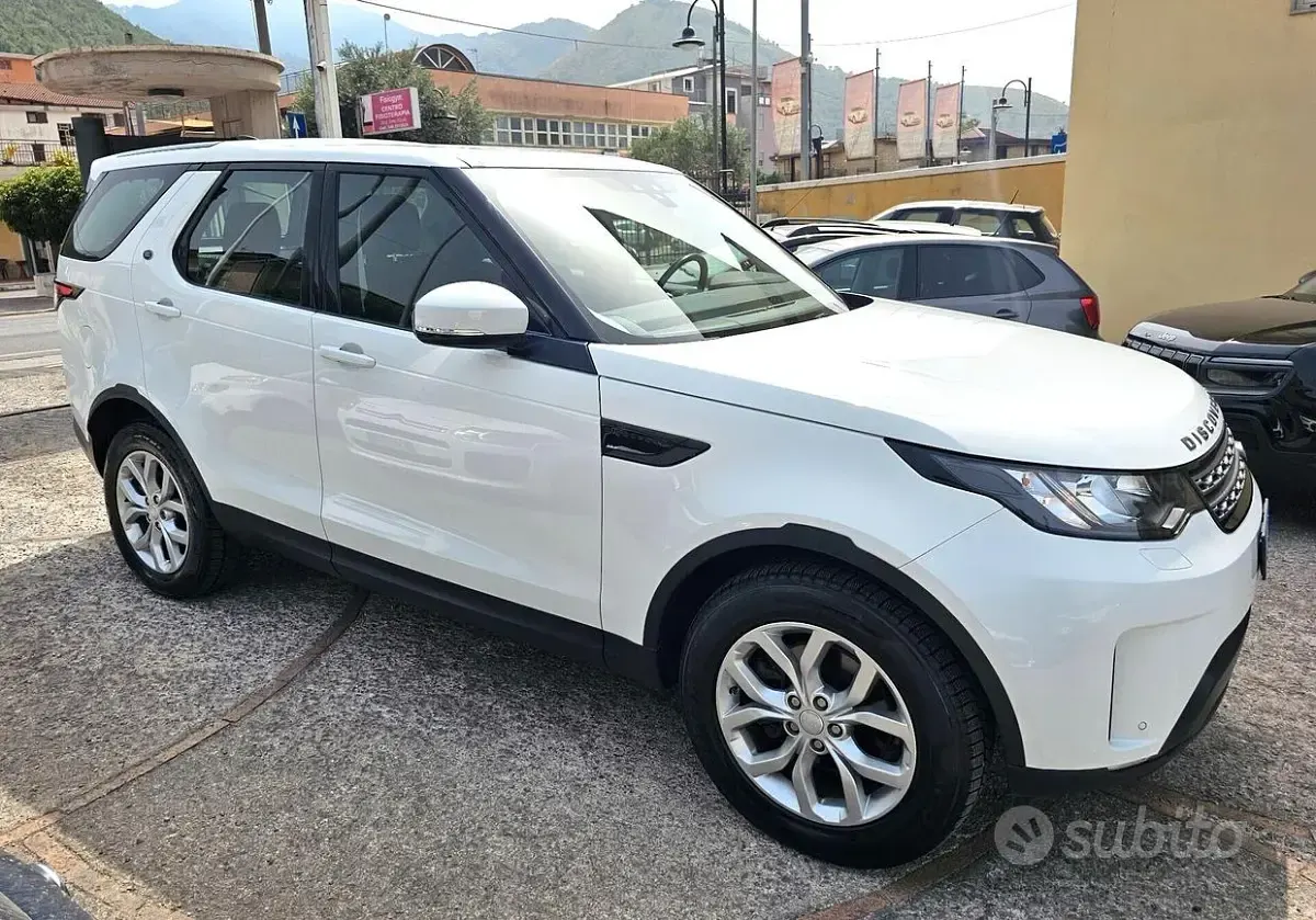 Usata Land Rover Discovery 241 CV (177 kW) 2019 Bianco SUV