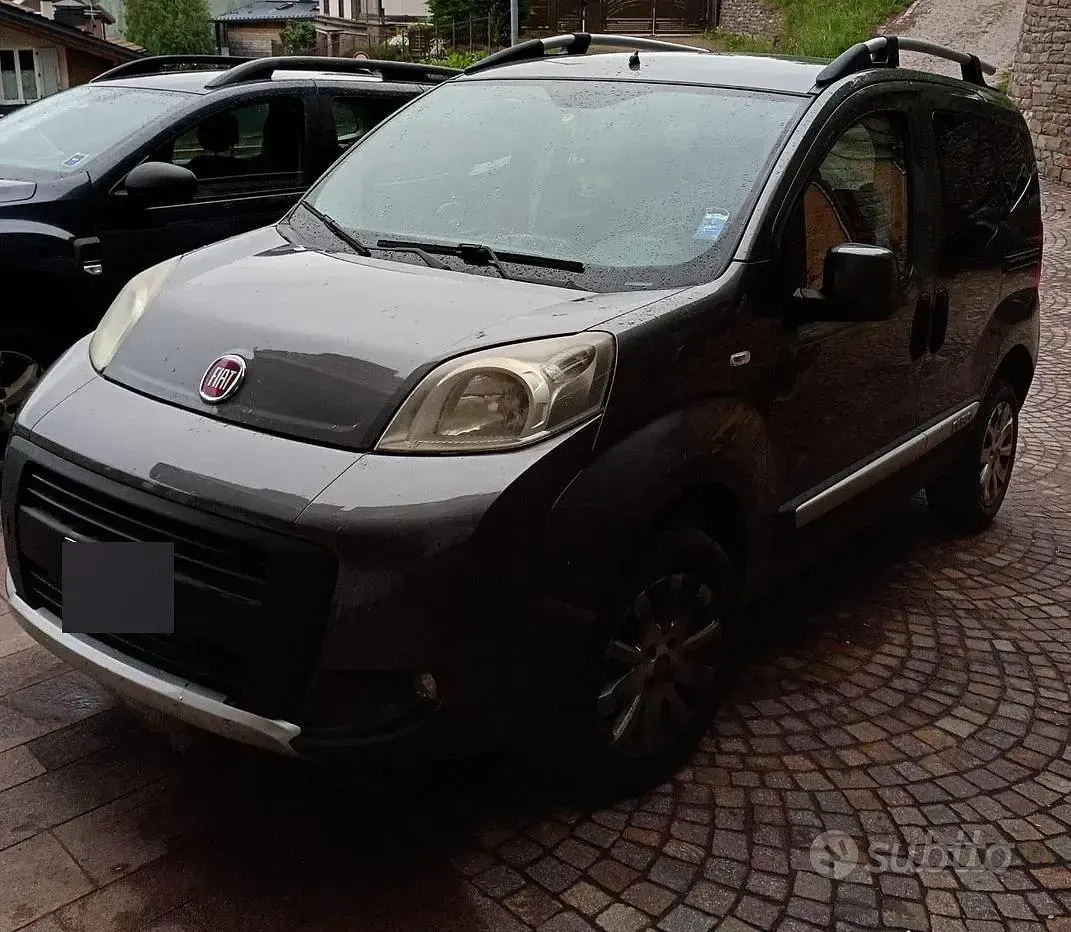 Usata Fiat Qubo Trekking 95 CV (69 kW) 2015 Grigio Monovolume