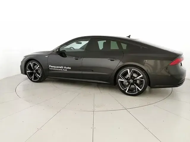Nuova Audi A7 Sportback Advanced Plus 245 CV (180 kW) 2025 Nero mythos metallizzato Utilitaria