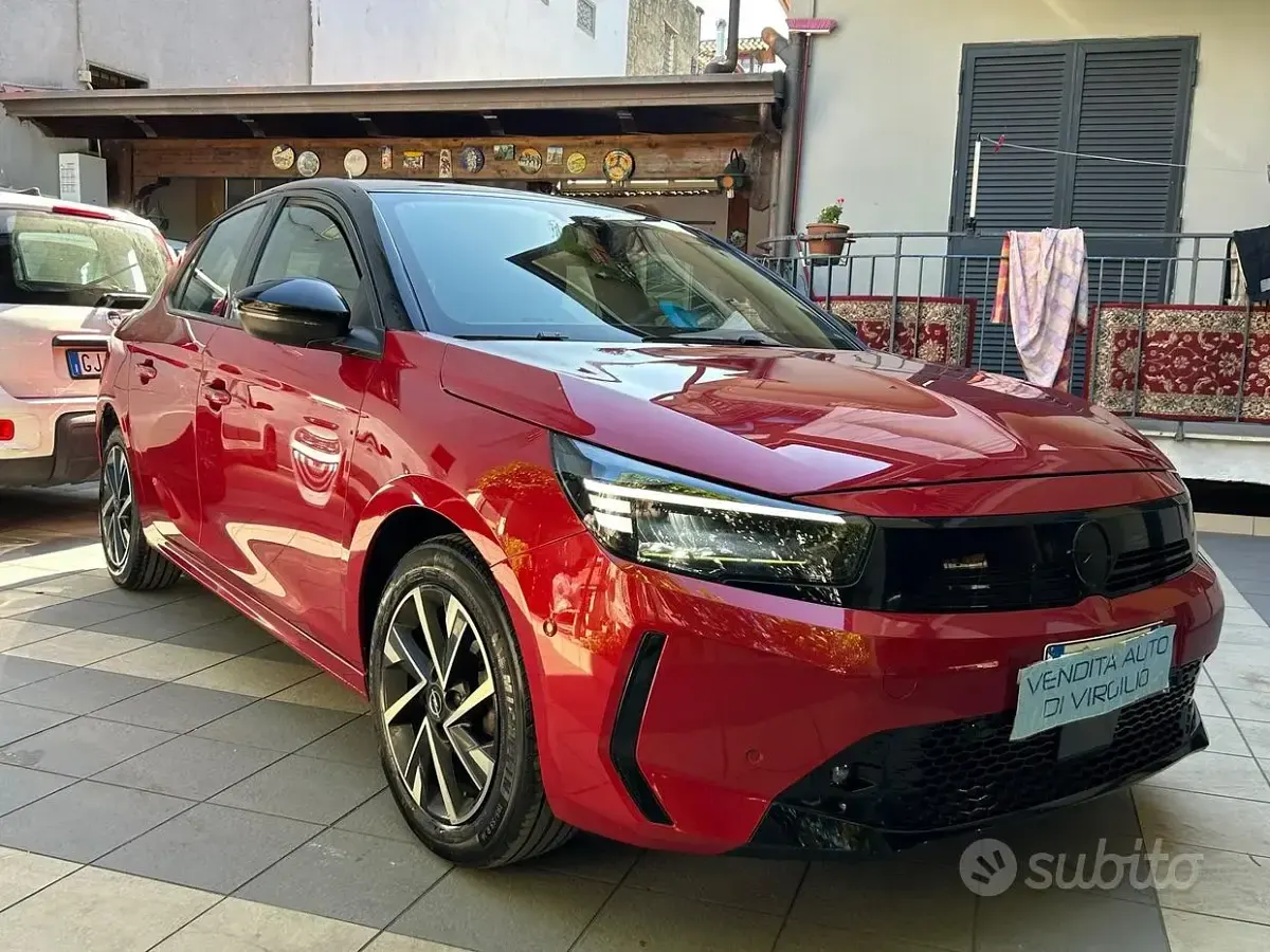 Usata Opel Corsa 75 CV (55 kW) 2024 Rosso Utilitaria