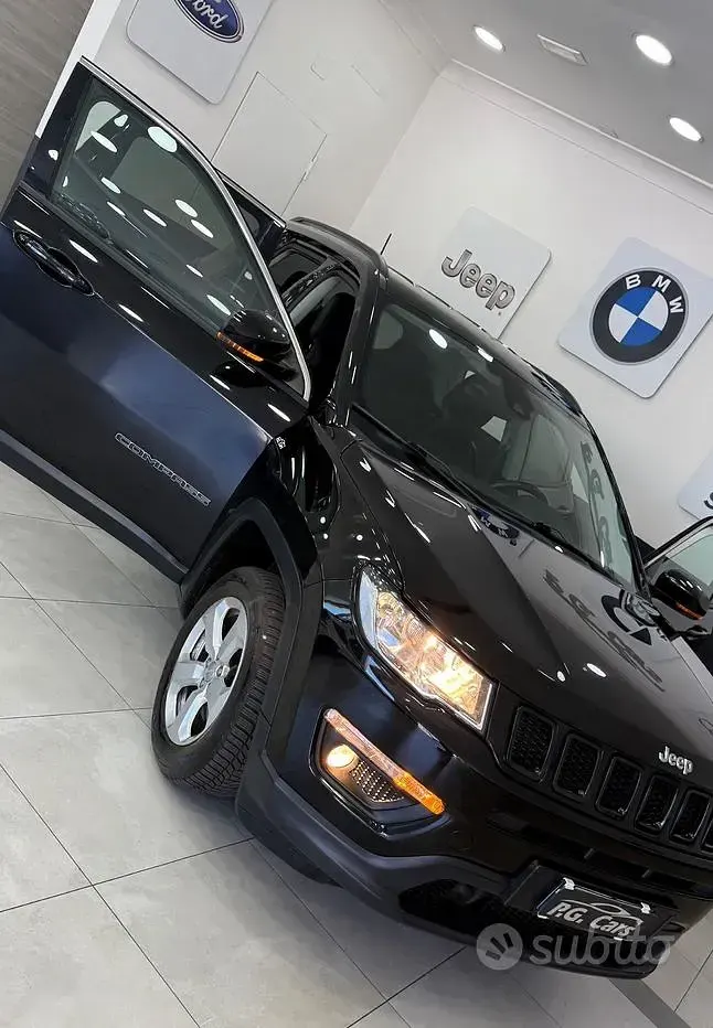 Usata Jeep Compass Night Eagle 120 CV (88 kW) 2019 Nero SUV