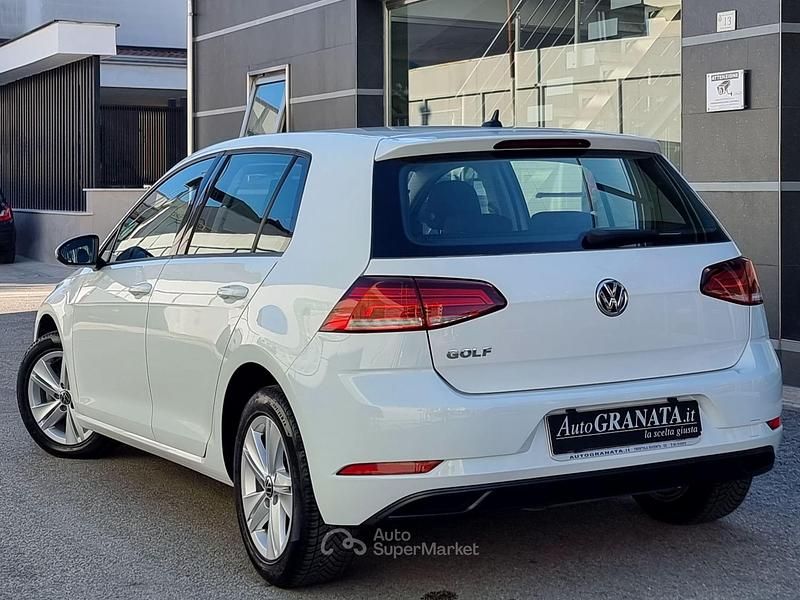 Usata VW Golf VII Trendline 116 CV (85 kW) 2020 Bianco Berlina