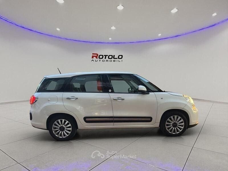Usata Fiat 500L Living 105 CV (77 kW) 2015 Bianco Monovolume