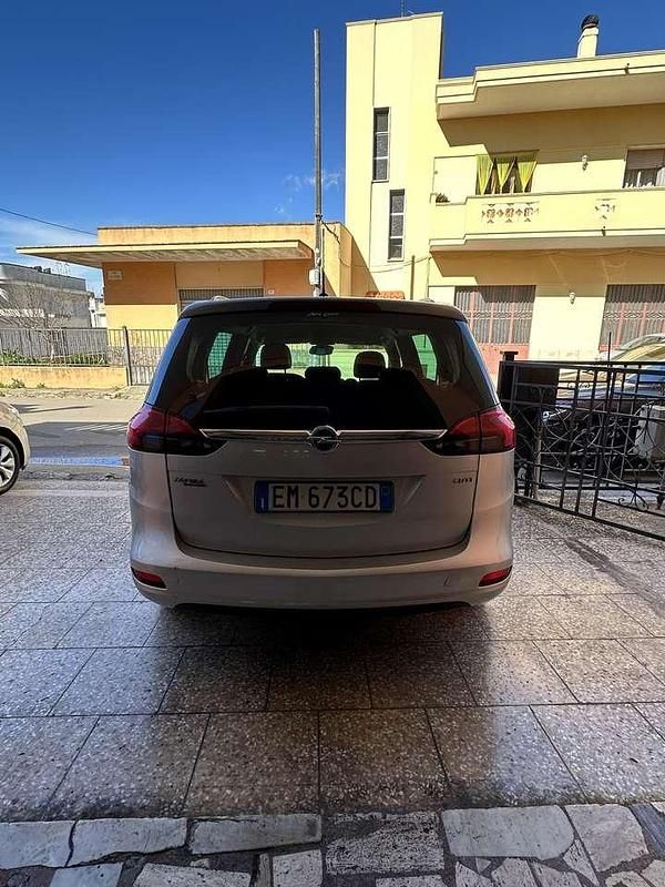 Usata Opel Zafira Cosmo 120 CV (88 kW) 2012 Other Monovolume