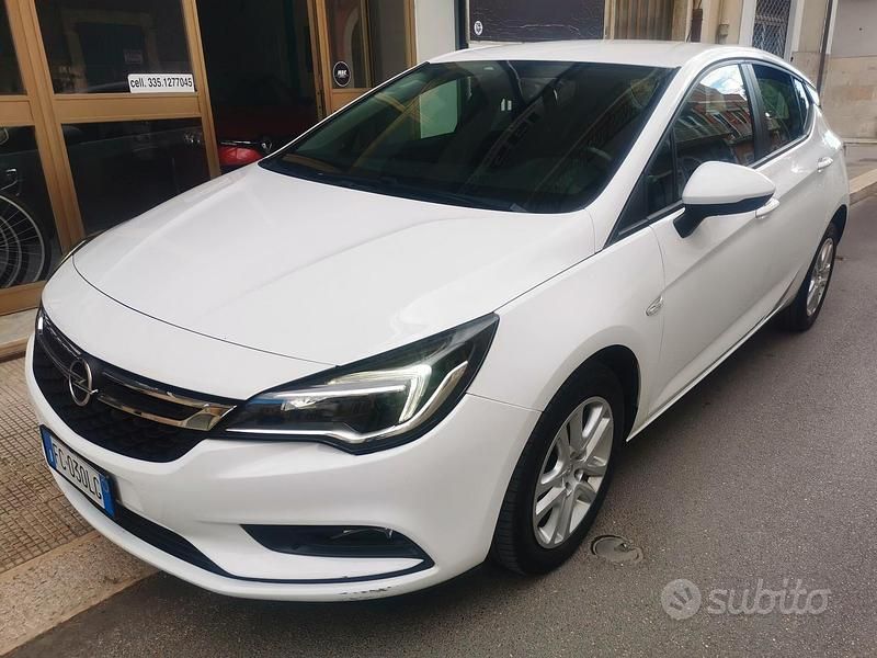 Usata Opel Astra 95 CV (69 kW) 2016 Bianco Berlina