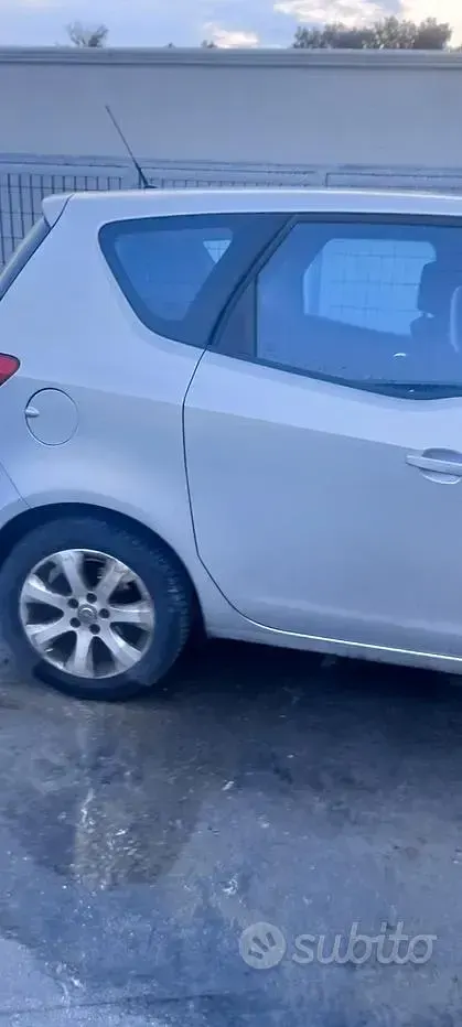 Usata Opel Meriva 75 CV (55 kW) 2010 Grigio Monovolume