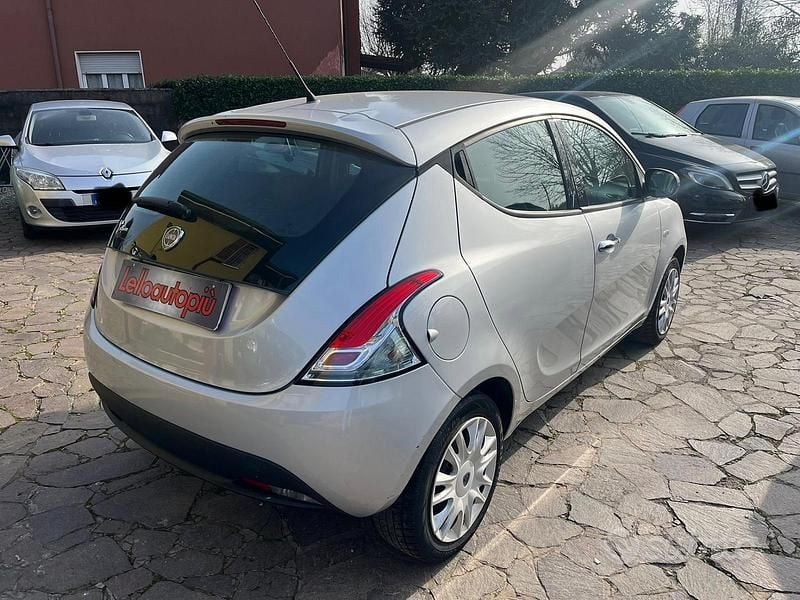 Usata Lancia Ypsilon S 69 CV (50 kW) 2014 Grigio Utilitaria