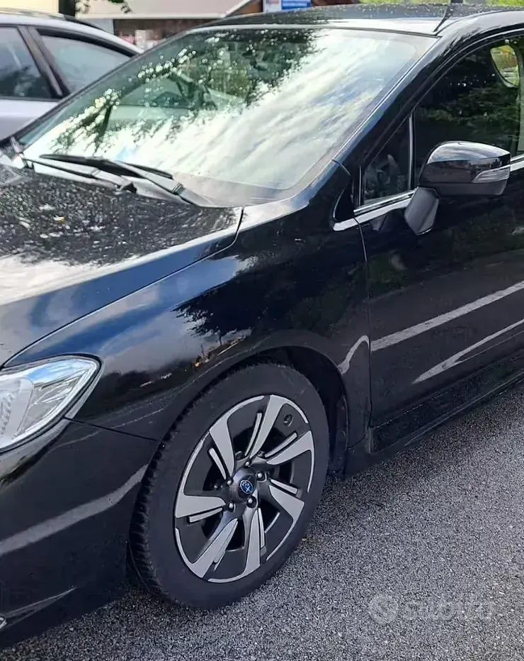Usata Subaru Levorg 170 CV (125 kW) 2016 Nero Station wagon