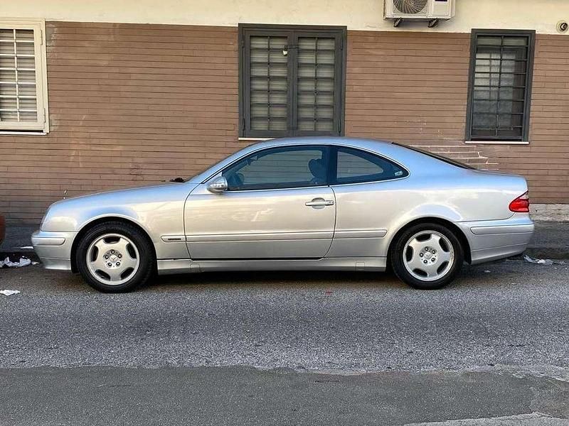 Usata Mercedes CLK200 Elegance 192 CV (141 kW) 2000 Grigio Coupé