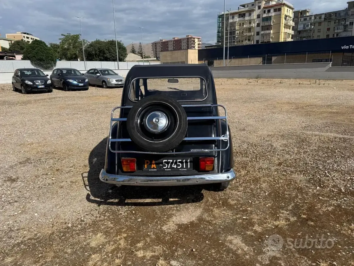 Usata Citroën 2CV 29 CV (21 kW) 1980 Nero Berlina