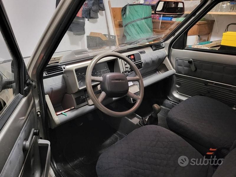 Usata Fiat Panda Young 39 CV (28 kW) 1999 Grigio Utilitaria