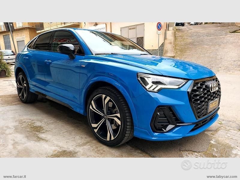Usata Audi Q3 Black Edition 200 CV (147 kW) 2021 Blu SUV