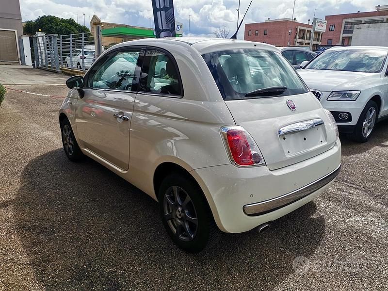 Usata Fiat 500 Lounge 69 CV (50 kW) 2012 Bianco SUV