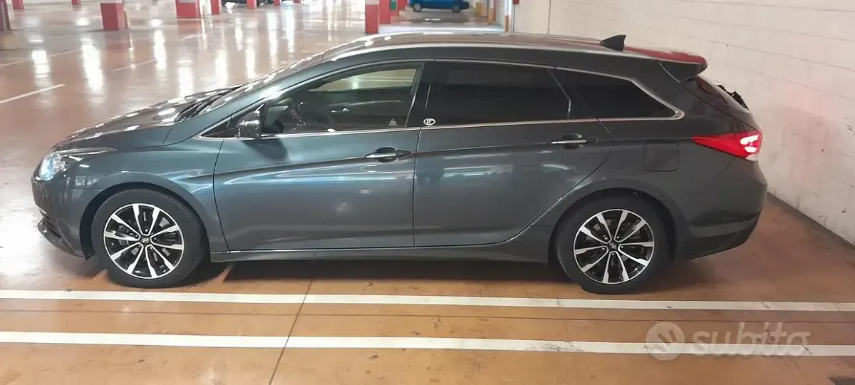Usata Hyundai i40 141 CV (103 kW) 2016 Bluazzurro Station wagon