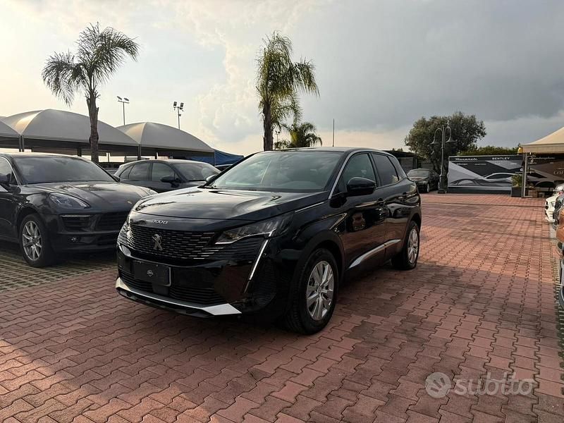 Usata Peugeot 3008 Allure 131 CV (96 kW) 2023 Nero SUV
