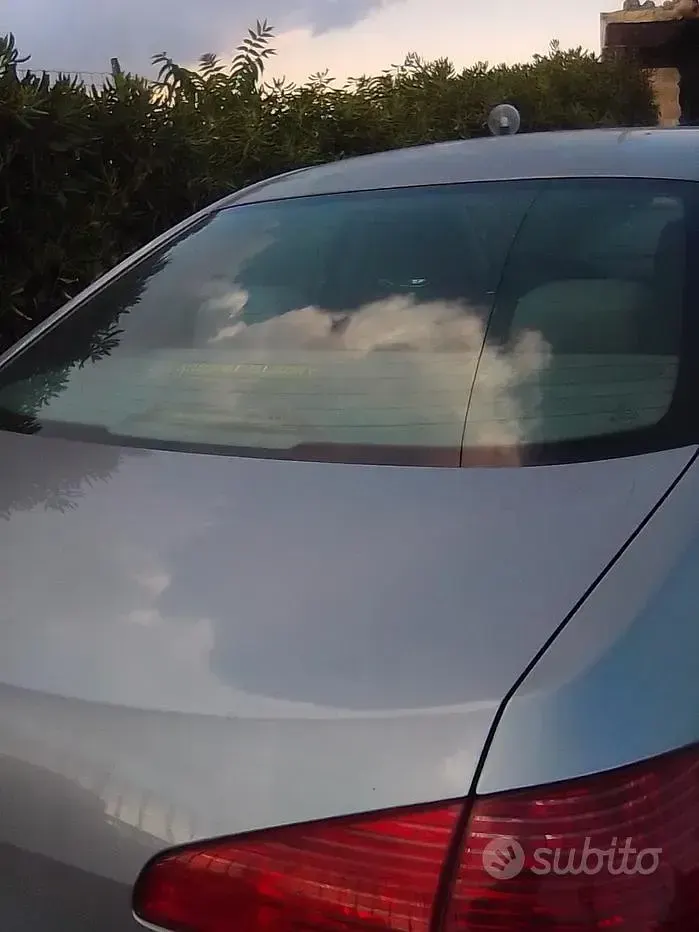 Usata Peugeot 607 133 CV (97 kW) 2000 Grigio Berlina
