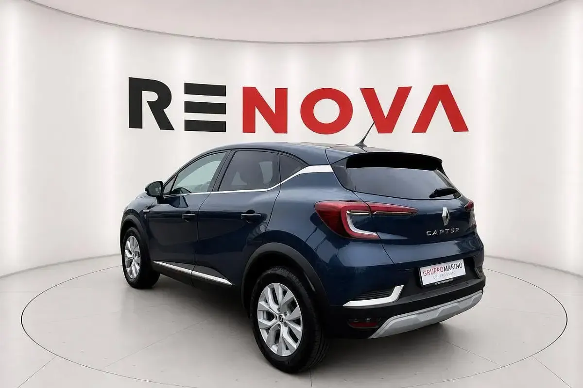 Usata Renault Captur Intens 101 CV (74 kW) 2022 Grigio SUV
