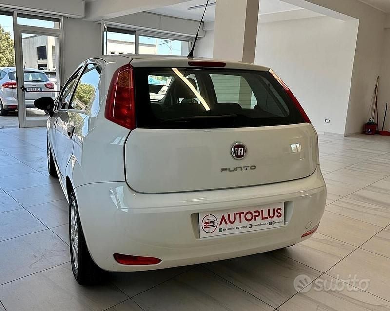 Usata Fiat Punto 95 CV (69 kW) 2017 Bianco Utilitaria