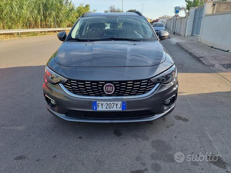 Usata Fiat Tipo S 120 CV (88 kW) 2019 Station wagon