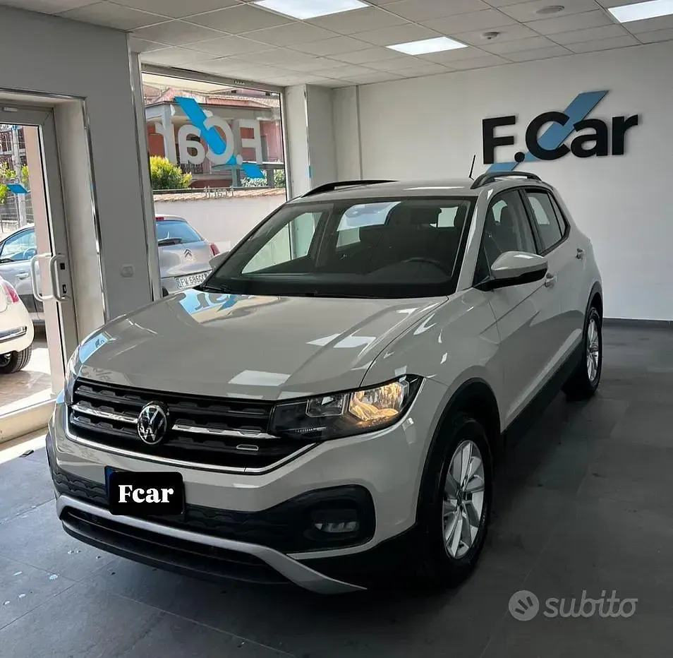 Usata VW T-Cross Style 110 CV (80 kW) 2023 Beige SUV
