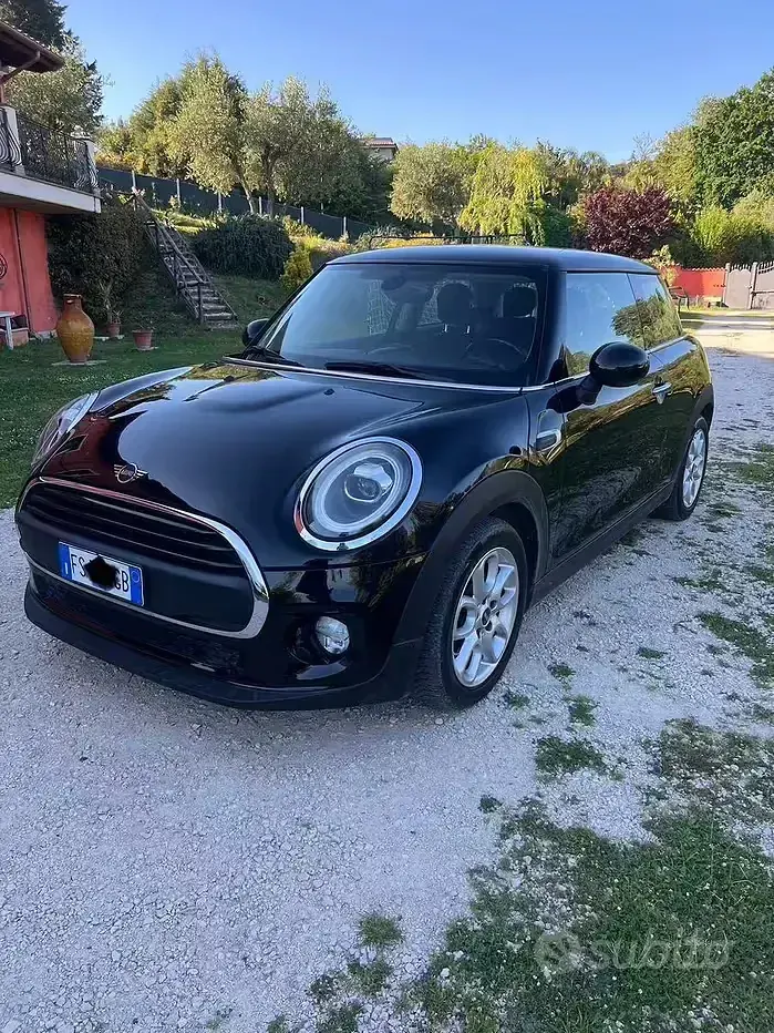 Usata Mini One D 95 CV (69 kW) 2018 Nero Utilitaria