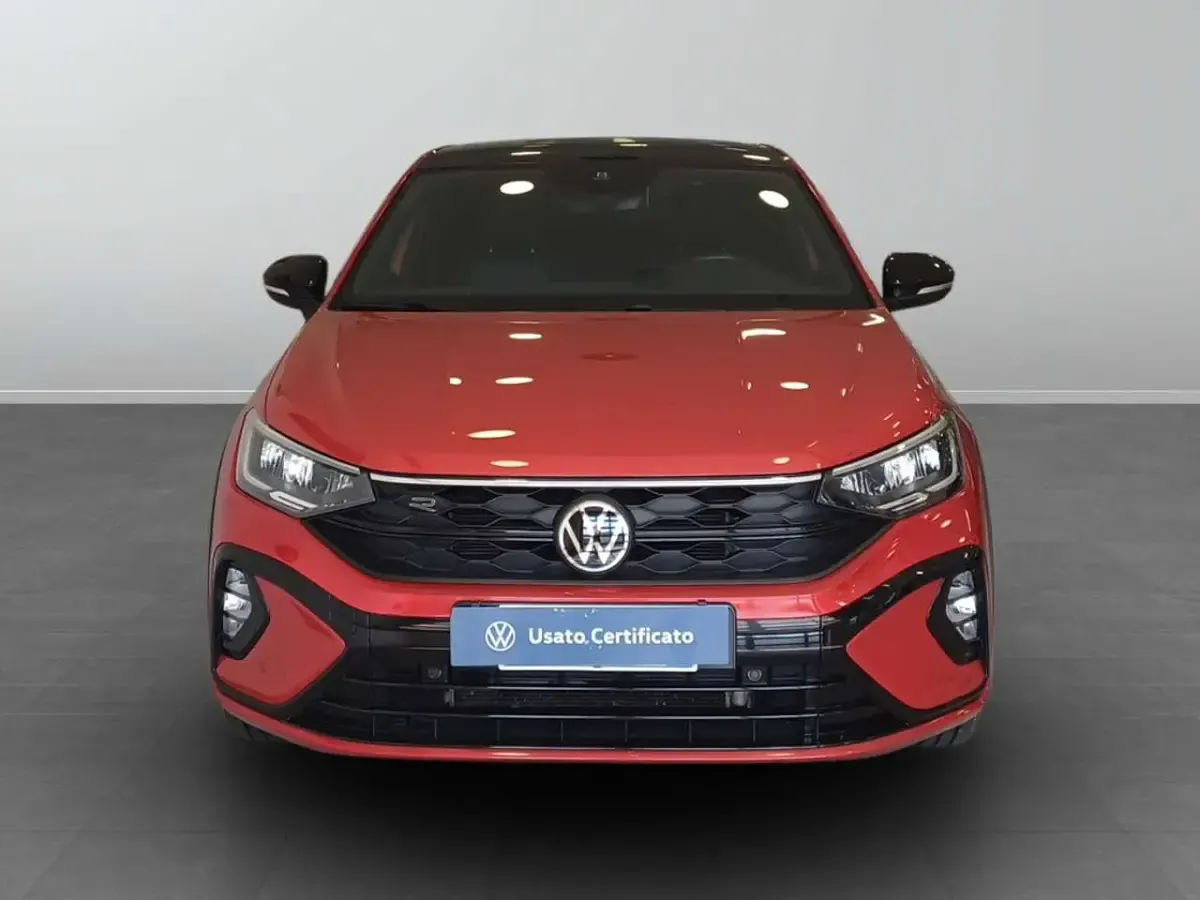 Usata VW Taigo R-line 110 CV (80 kW) 2023 Kings red metallizzato SUV