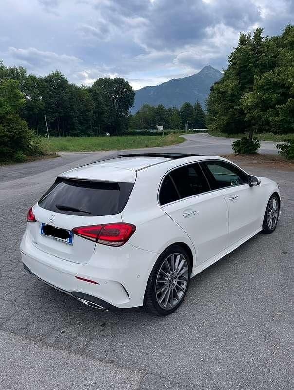 Usata Mercedes A200 AMG line 163 CV (119 kW) 2019 Berlina