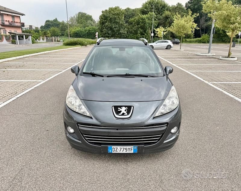 Käytetty Peugeot 207 120 HP (88 kW) 2009 Harmaa Farmari