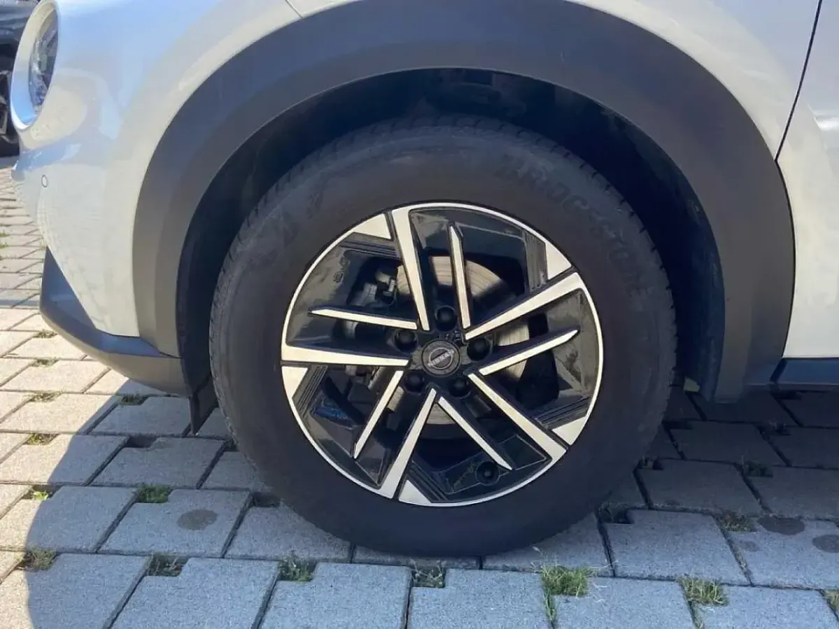 Usata Nissan Juke N-Connecta 114 CV (83 kW) 2025 Bianco SUV