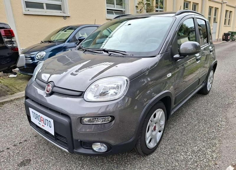 Usata Fiat Panda City Life 69 CV (50 kW) 2022 Grigio scuro Utilitaria