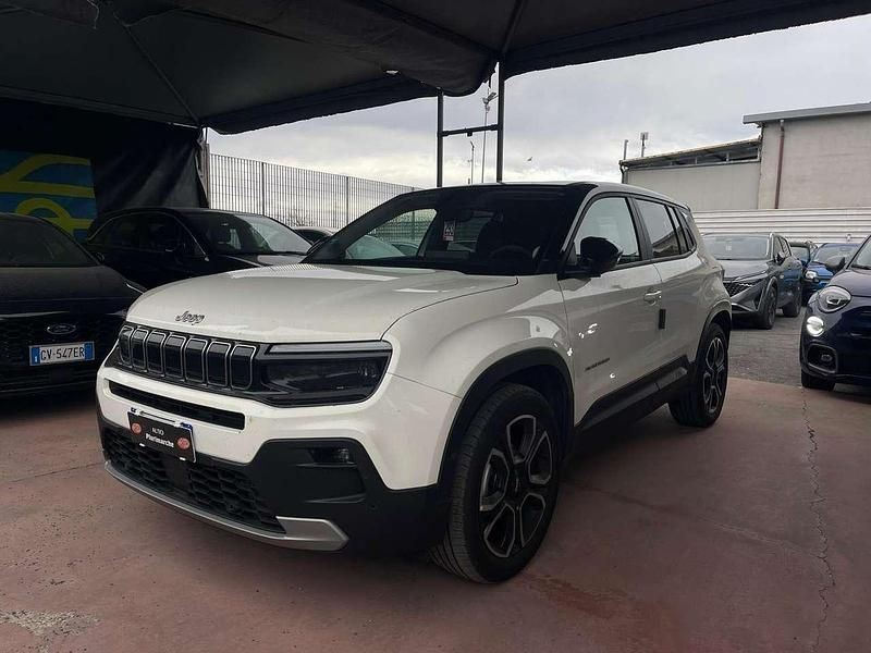Usata Jeep Avenger Summit 101 CV (74 kW) 2025 Bianco SUV