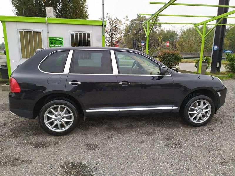 Usata Porsche Cayenne 250 CV (183 kW) 2004 Nero SUV