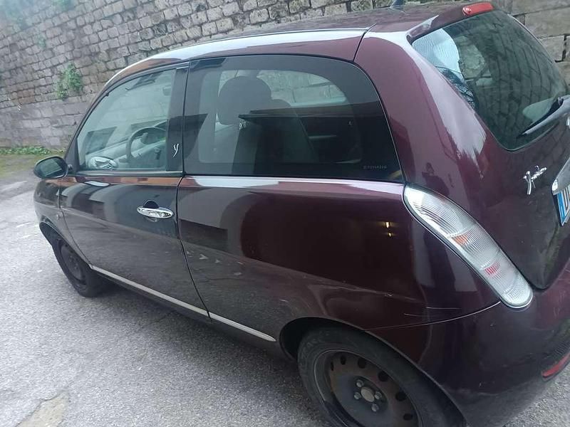 Usata Lancia Ypsilon 69 CV (50 kW) 2008 Utilitaria