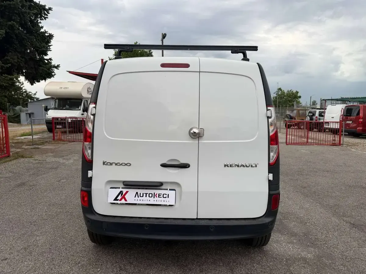 Usata Renault Kangoo 95 CV (69 kW) 2021 Bianco Monovolume