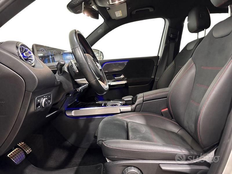 Usata Mercedes GLB200 Premium 150 CV (110 kW) 2021 Argento SUV