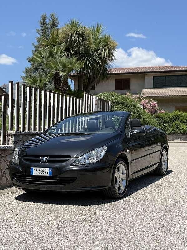 Usata Peugeot 307 CC 109 CV (80 kW) 2005 Cabrio