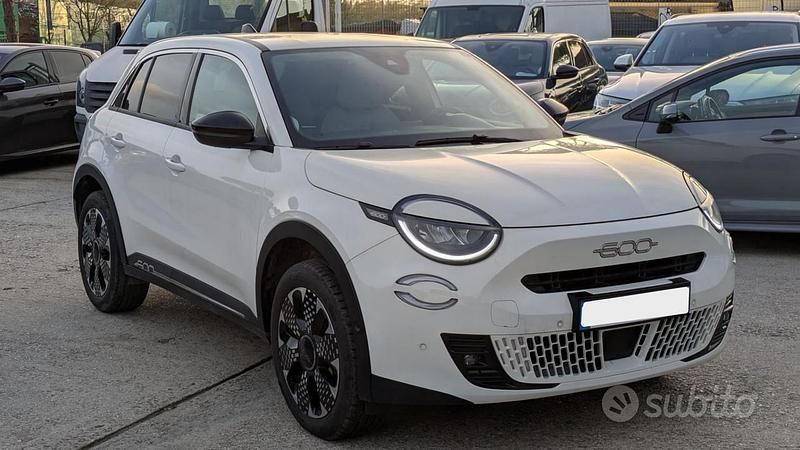 Usata Fiat 600 La Prima 101 CV (74 kW) 2024 Bianco SUV